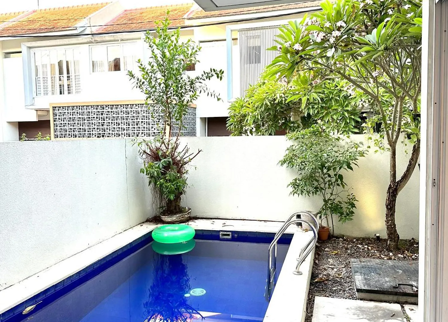 Sunny Heaven Villa Jimbaran  Holiday home